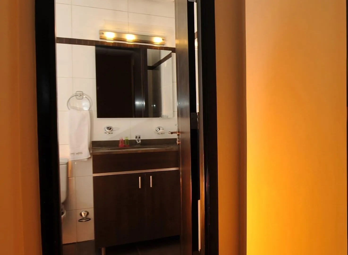 Suite Hotel Chrome - Beirut