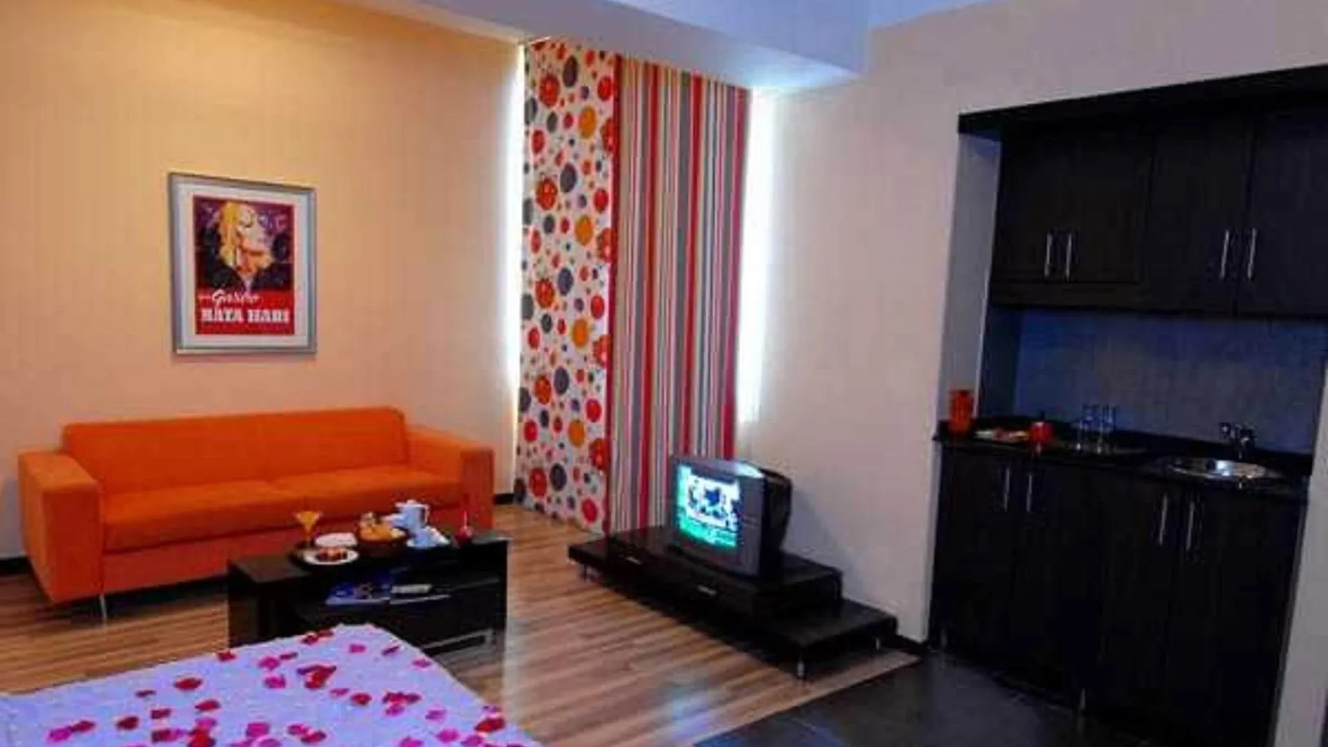 Suite Hotel Chrome - Beirut Lägenhetshotell